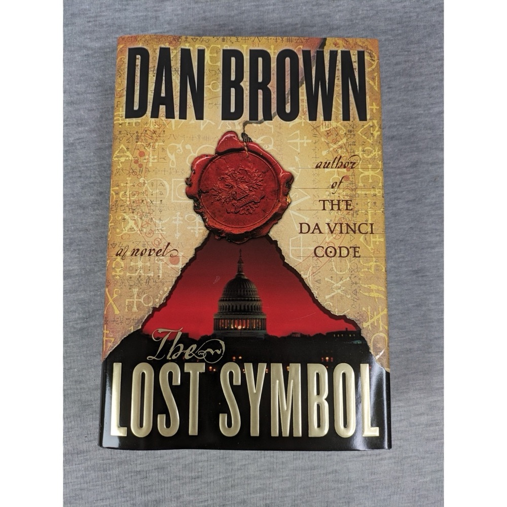 Dan Brown: The Lost Symbol- Robert Langdon #3 (Hardbound)